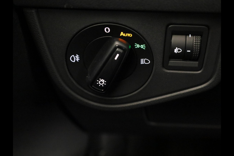 Volkswagen Polo 1.0 TSI Life 95 PK | Navigatie via app | LM velgen | Airco |