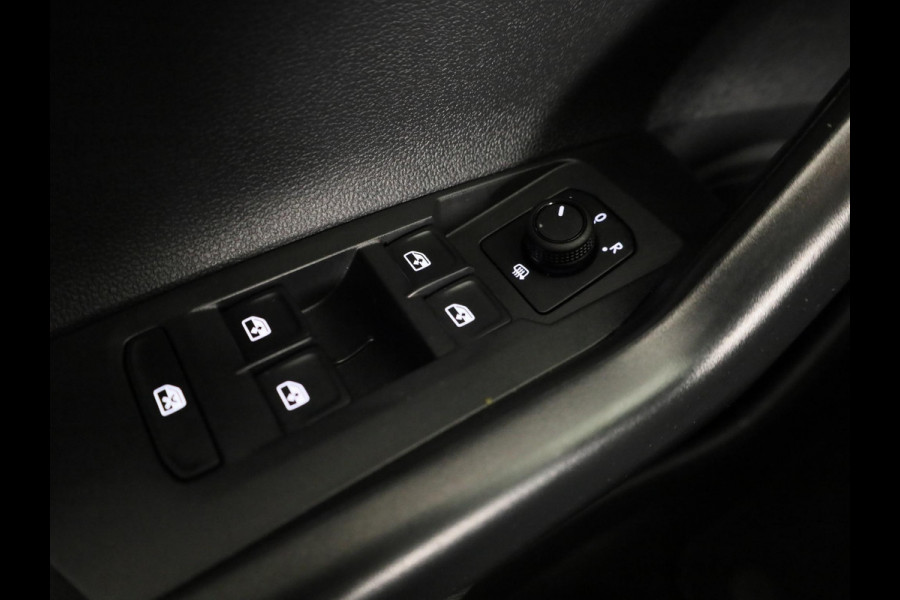 Volkswagen Polo 1.0 TSI Life 95 PK | Navigatie via app | LM velgen | Airco |