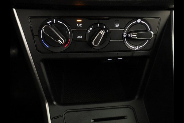 Volkswagen Polo 1.0 TSI Life 95 PK | Navigatie via app | LM velgen | Airco |