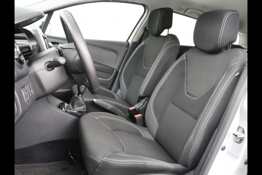 Renault Clio 0.9 TCe Limited | Half leder | Climate control | Navigatie | Keyless | Cruise control | Bluetooth | Parkeerhulp