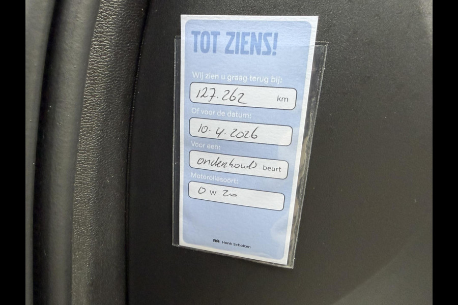 Volvo V60 2.0 T5 Aut. Stoelverwarming V+A Carplay Trekhaak Leder Cruise Camera Pdc Navi Led Elek. A-klep