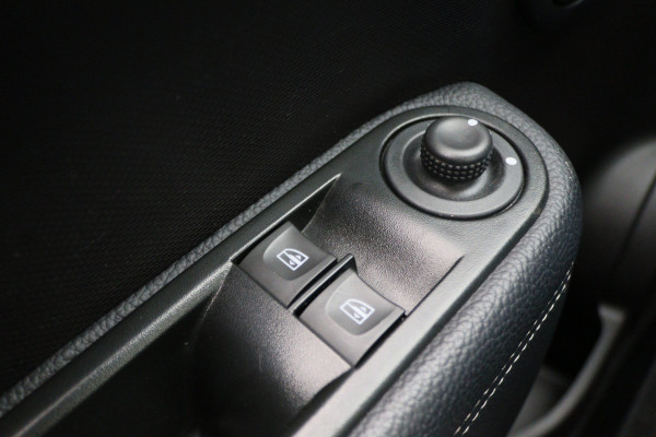 Renault Twingo Z.E. R80 E-Tech Série Limitée Urban Night 22 kWh