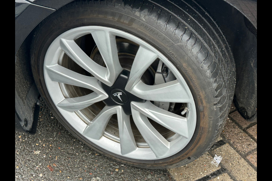 Tesla Model 3 Long Range AWD 75 kWh
