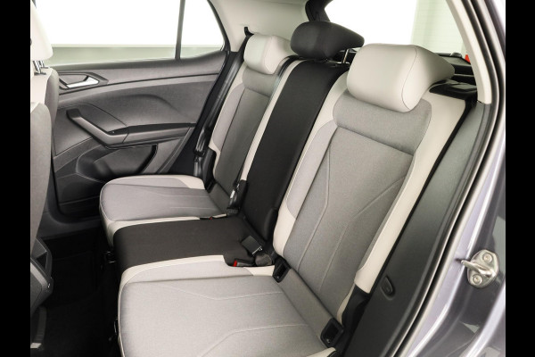 Volkswagen T-Cross 1.0 TSI Style 115PK DSG | Navigatie | Parkeercamera | 18"LM velgen | Matrix koplampen |