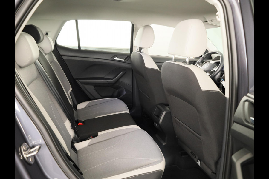 Volkswagen T-Cross 1.0 TSI Style 115PK DSG | Navigatie | Parkeercamera | 18"LM velgen | Matrix koplampen |