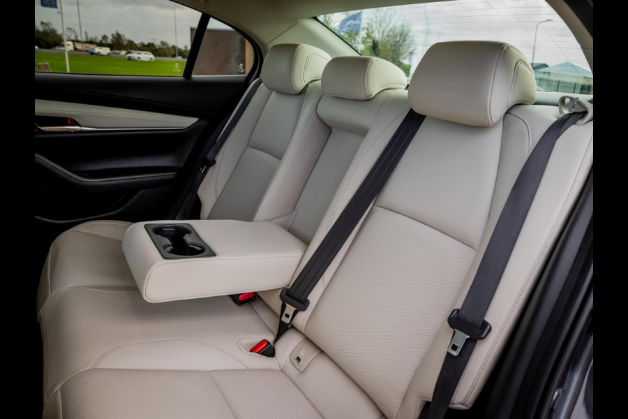 Mazda 3 2.0 e-SkyActiv-X M Hybrid 180 Luxury Leder|HeadUp display