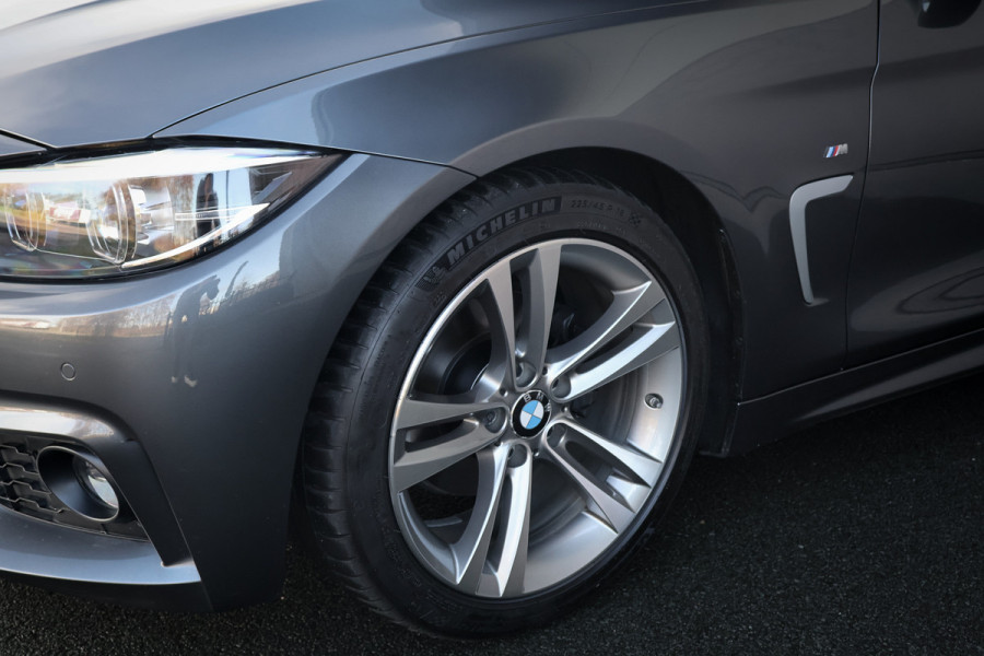 BMW 4 Serie Cabrio 420i High Executive Edition STOELVERWARMING | PARKEERSENSOREN | DIGITAL DASH |