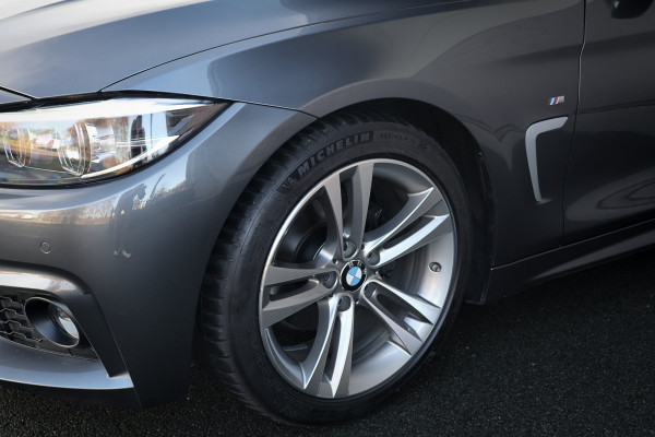 BMW 4 Serie Cabrio 420i High Executive Edition STOELVERWARMING | PARKEERSENSOREN | DIGITAL DASH |