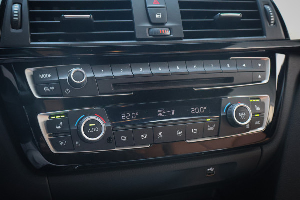 BMW 4 Serie Cabrio 420i High Executive Edition STOELVERWARMING | PARKEERSENSOREN | DIGITAL DASH |