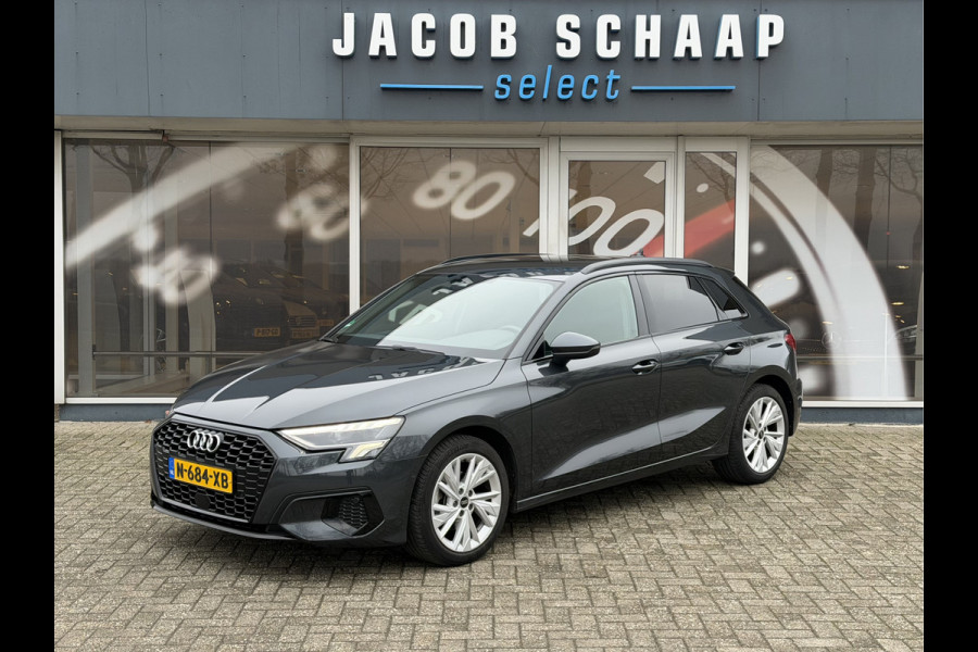 Audi A3 Sportback 35 TFSI 150pk Advanced Edition / Carplay / Camera / Parkeer assistent / 17'' LM / Trekhaak