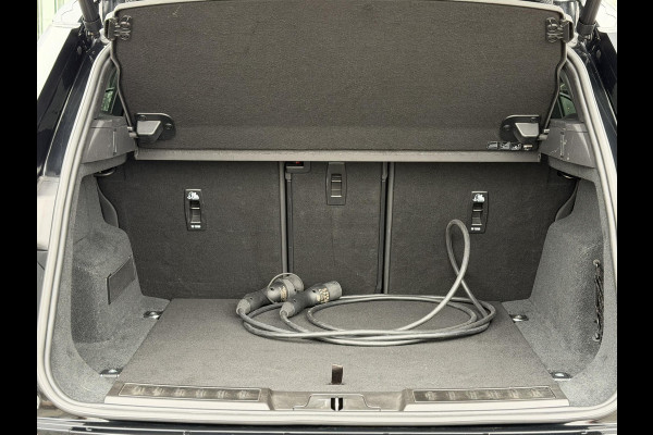 Land Rover Range Rover Evoque 1.5 P300e AWD R-Dynamic SE Black Style|Schuif/kantel dak|Meridian|Sfeer|Winterpakket