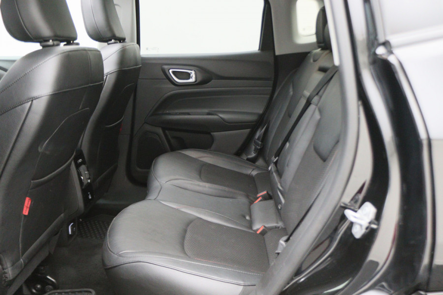 Jeep Compass 4xe 240 Plug-in Hybrid Electric Trailhawk Panoramadak, ACC, Camera, Apple Carplay, Virtual Cockpit, Climate, 17''