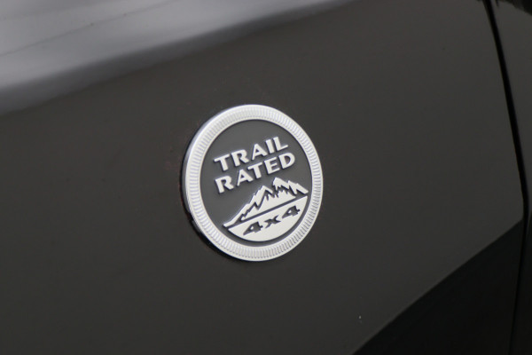 Jeep Compass 4xe 240 Plug-in Hybrid Electric Trailhawk Panoramadak, ACC, Camera, Apple Carplay, Virtual Cockpit, Climate, 17''