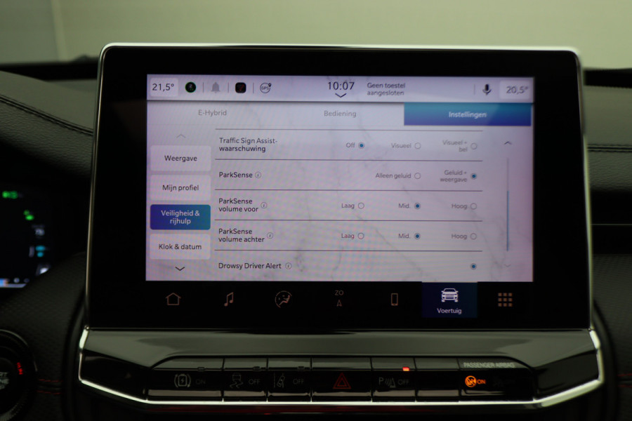 Jeep Compass 4xe 240 Plug-in Hybrid Electric Trailhawk Panoramadak, ACC, Camera, Apple Carplay, Virtual Cockpit, Climate, 17''