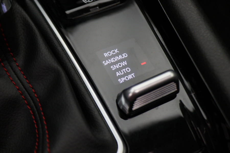 Jeep Compass 4xe 240 Plug-in Hybrid Electric Trailhawk Panoramadak, ACC, Camera, Apple Carplay, Virtual Cockpit, Climate, 17''