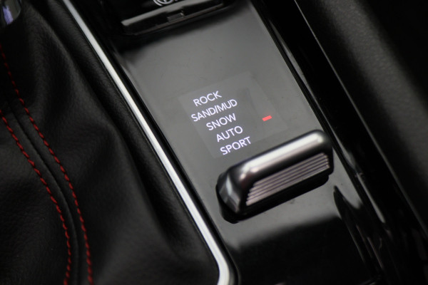 Jeep Compass 4xe 240 Plug-in Hybrid Electric Trailhawk Panoramadak, ACC, Camera, Apple Carplay, Virtual Cockpit, Climate, 17''