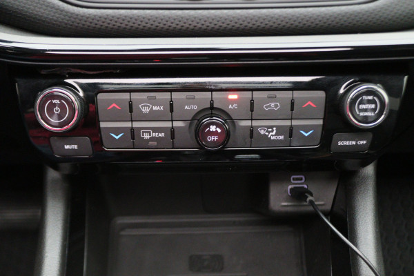 Jeep Compass 4xe 240 Plug-in Hybrid Electric Trailhawk Panoramadak, ACC, Camera, Apple Carplay, Virtual Cockpit, Climate, 17''