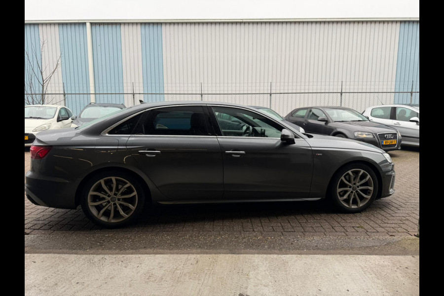 Audi A4 Limousine 35 TFSI Launch edition Sport automaat