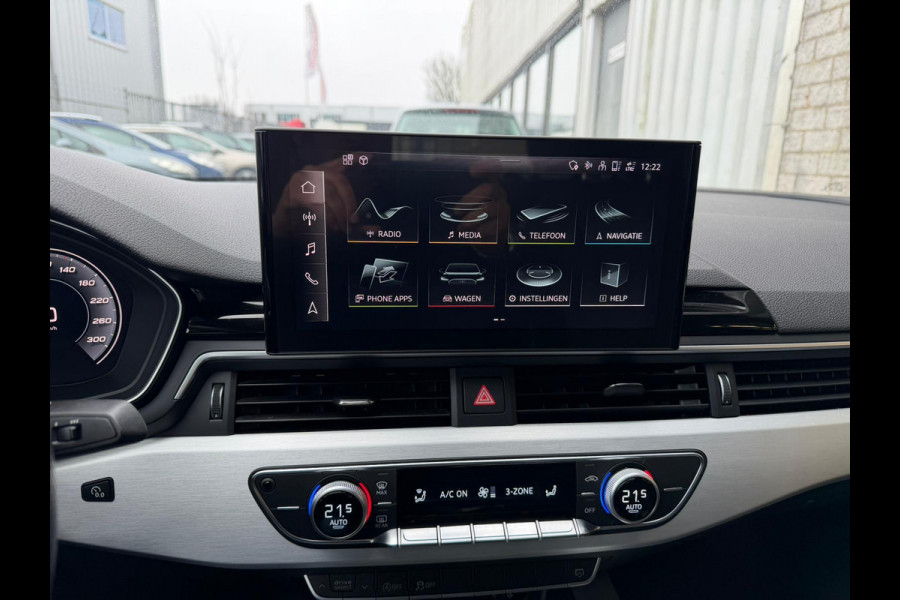 Audi A4 Limousine 35 TFSI Launch edition Sport automaat