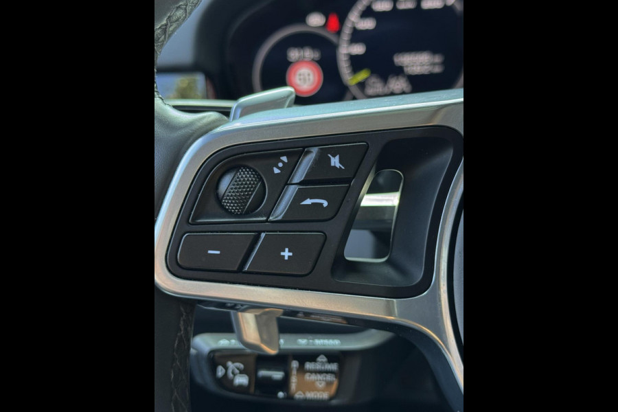 Porsche Cayenne 3.0 E-Hybrid SPORT - Panorama dak I Sport pakket I Leer I Airco I 21"Sport velgen I Black Trim I Nacht camera