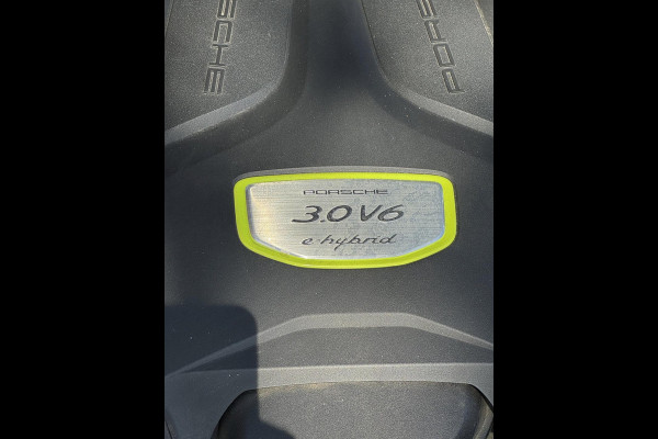 Porsche Cayenne 3.0 E-Hybrid SPORT - Panorama dak I Sport pakket I Leer I Airco I 21"Sport velgen I Black Trim I Nacht camera