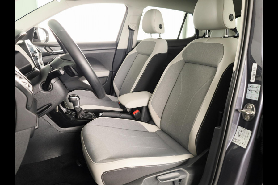 Volkswagen T-Cross 1.0 TSI Style 115PK DSG | Navigatie | Parkeercamera | 18"LM velgen | Matrix koplampen |