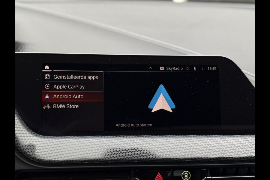 BMW 1-serie 118i High Executive Edition | Navi, PDC, Carplay/Android, Cruise, Stoelverw., Climate | Goed onderhouden |