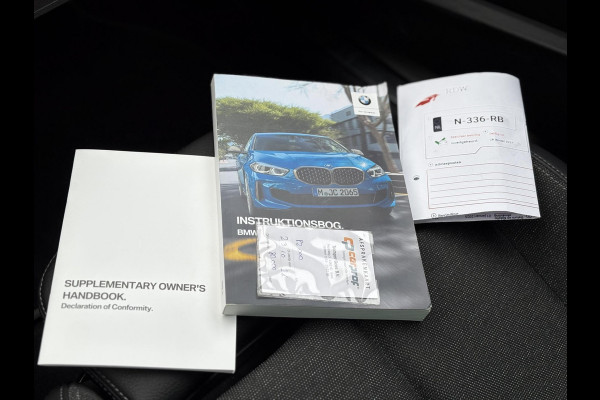 BMW 1-serie 118i High Executive Edition | Navi, PDC, Carplay/Android, Cruise, Stoelverw., Climate | Goed onderhouden |