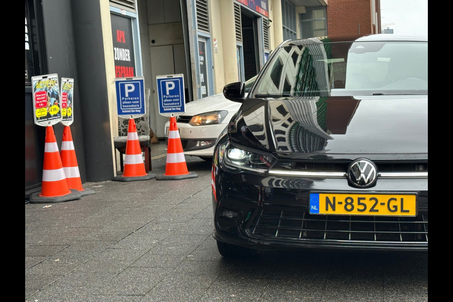 Volkswagen Polo 1.0 TSI R-Line Aut Navi Camera Carplay Pano