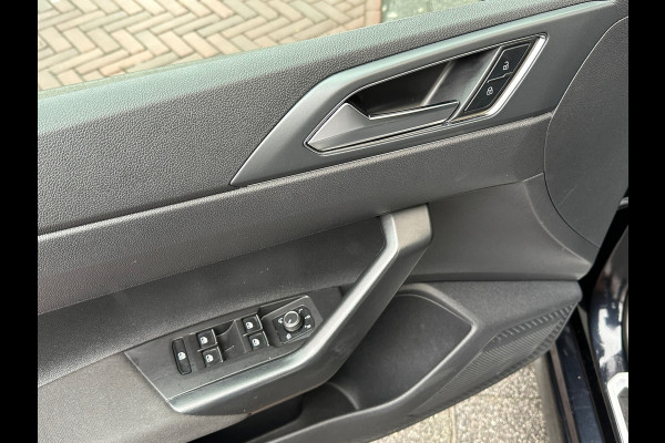 Volkswagen Polo 1.0 TSI R-Line Aut Navi Camera Carplay Pano