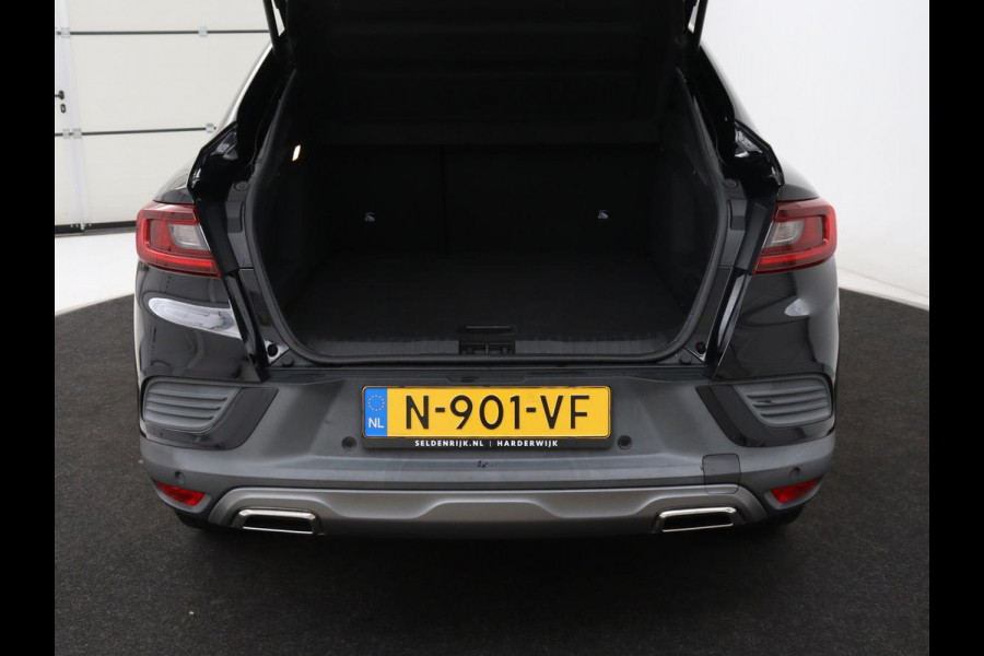 Renault Arkana 1.6 E-Tech Hybrid 145 R.S. Line | Leder/Alcantara | Stoelverwarming | Adaptive cruise | Camera | Carplay | Keyless | Park Assist | Full LED | Navigatie