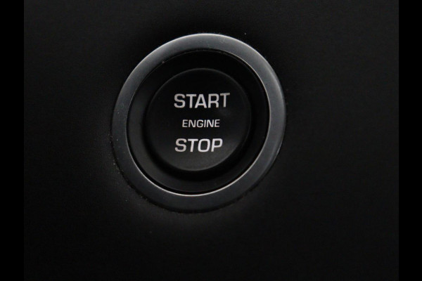 Land Rover Discovery Sport P300e 1.5 SE | Head-Up | Trekhaak | Leder | 360 Camera | Carplay | Navigatie | Keyless | DAB | Digital Cockpit | Parkeerhulp | Climate control | Cruise control | PHEV | Plug In