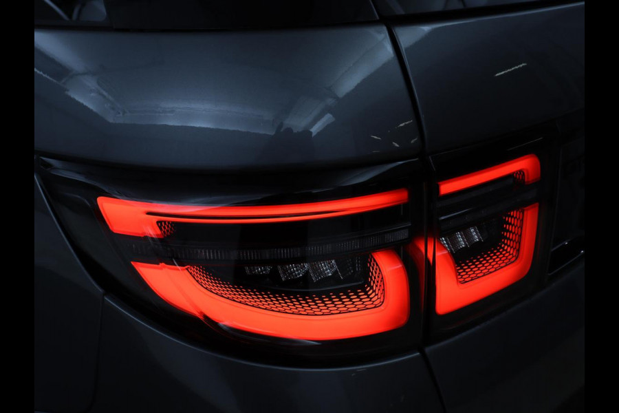 Land Rover Discovery Sport P300e 1.5 SE | Head-Up | Trekhaak | Leder | 360 Camera | Carplay | Navigatie | Keyless | DAB | Digital Cockpit | Parkeerhulp | Climate control | Cruise control | PHEV | Plug In