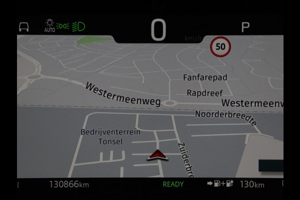 Land Rover Discovery Sport P300e 1.5 SE | Head-Up | Trekhaak | Leder | 360 Camera | Carplay | Navigatie | Keyless | DAB | Digital Cockpit | Parkeerhulp | Climate control | Cruise control | PHEV | Plug In