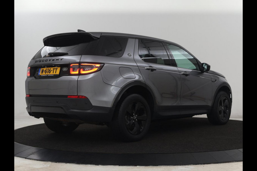Land Rover Discovery Sport P300e 1.5 SE | Head-Up | Trekhaak | Leder | 360 Camera | Carplay | Navigatie | Keyless | DAB | Digital Cockpit | Parkeerhulp | Climate control | Cruise control | PHEV | Plug In