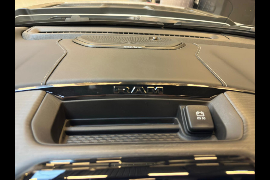 Dodge Ram 1500 5.7 V8 4x4 Crew Cab Limited|LPG|PANO|RAMBOX|LUCHTVERING|HK|VOL!!!