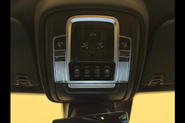 Dodge Ram 1500 5.7 V8 4x4 Crew Cab Limited|LPG|PANO|RAMBOX|LUCHTVERING|HK|VOL!!!