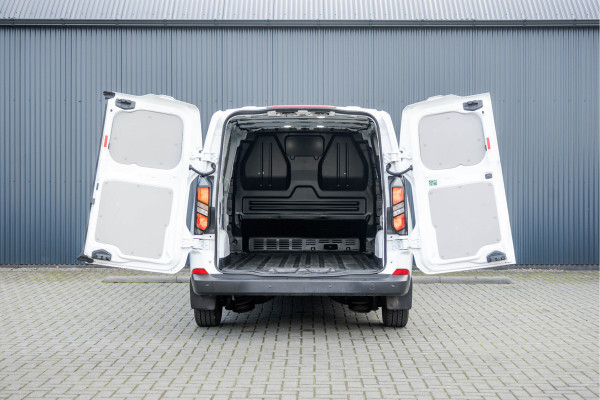 Ford Transit 2.0 TDCI L2H1 | 130PK | CarPlay | Navi | Camera | LED | Cruise | Airco | 3-Zits