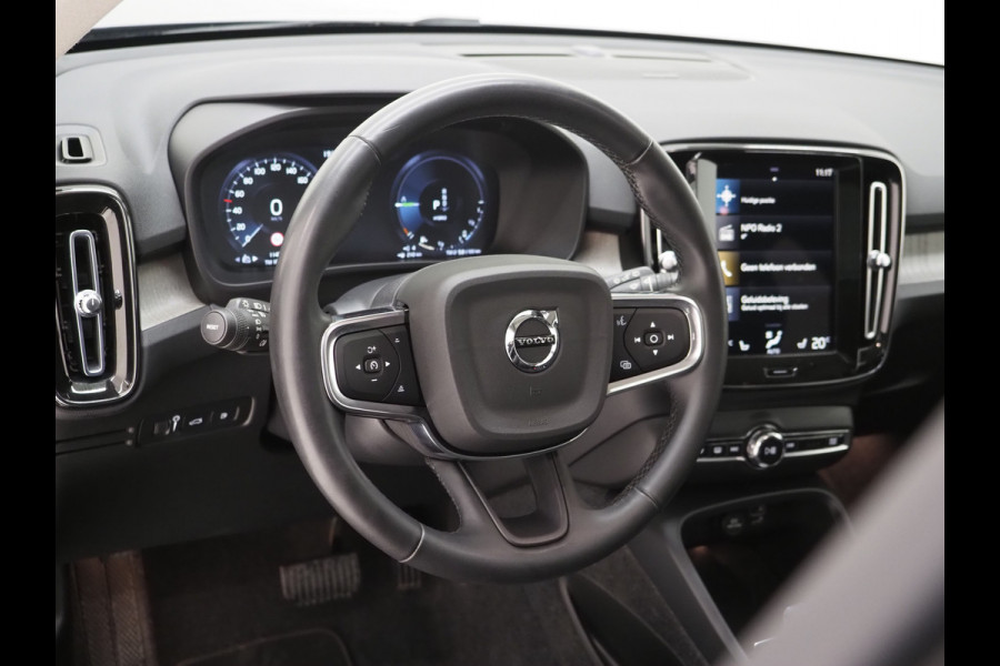 Volvo XC40 1.5 T5 Recharge Inscription | Panoramadak | Leder | Trekhaak | Pilot Assist | Harman/Kardon | 360 | Keyless