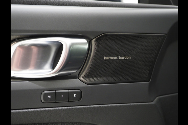 Volvo XC40 1.5 T5 Recharge Inscription | Panoramadak | Leder | Trekhaak | Pilot Assist | Harman/Kardon | 360 | Keyless