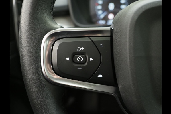 Volvo XC40 1.5 T5 Recharge Inscription | Panoramadak | Leder | Trekhaak | Pilot Assist | Harman/Kardon | 360 | Keyless
