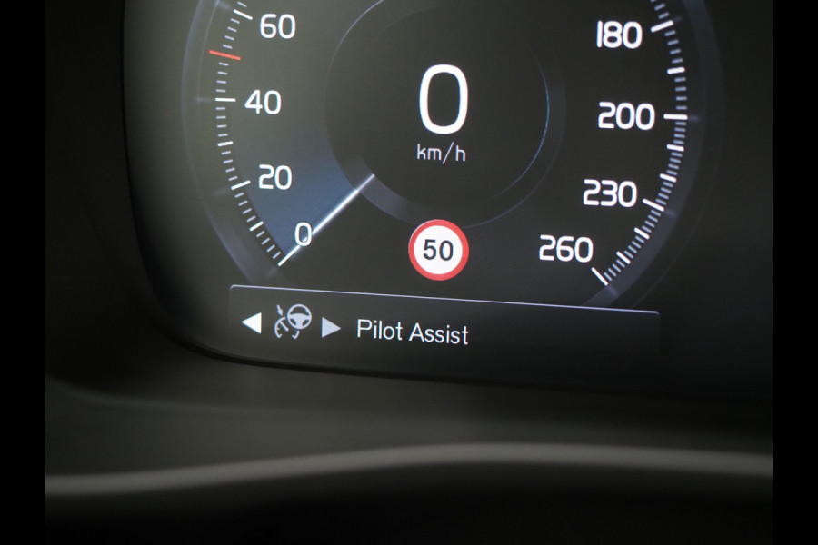 Volvo XC40 1.5 T5 Recharge Inscription | Panoramadak | Leder | Trekhaak | Pilot Assist | Harman/Kardon | 360 | Keyless