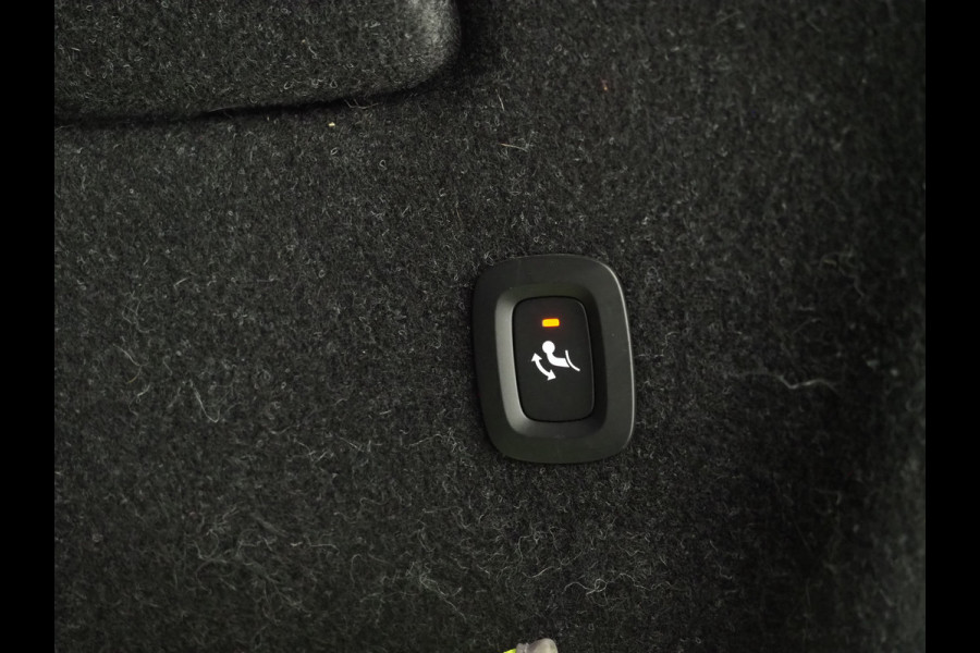 Volvo XC40 1.5 T5 Recharge Inscription | Panoramadak | Leder | Trekhaak | Pilot Assist | Harman/Kardon | 360 | Keyless