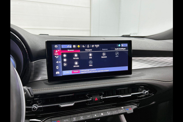 Alfa Romeo Tonale 1.5T Hybrid Veloce PANO | CAMERA | STOELVERWAMING & VENTILATIE | LEER