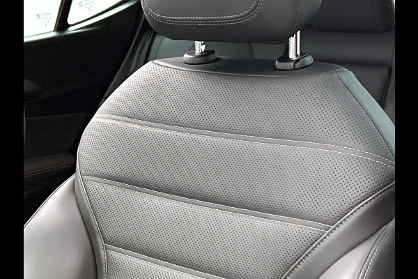 Alfa Romeo Tonale 1.5T Hybrid Veloce PANO | CAMERA | STOELVERWAMING & VENTILATIE | LEER