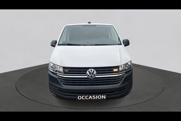 Volkswagen Transporter L1H1 2.0 TDI 110pk 3.2T Laadruimte inrichting,trekhaak,app connect,camera,navigatie Laadruimte inrichting,trekhaak,app connect,camera,navigatie