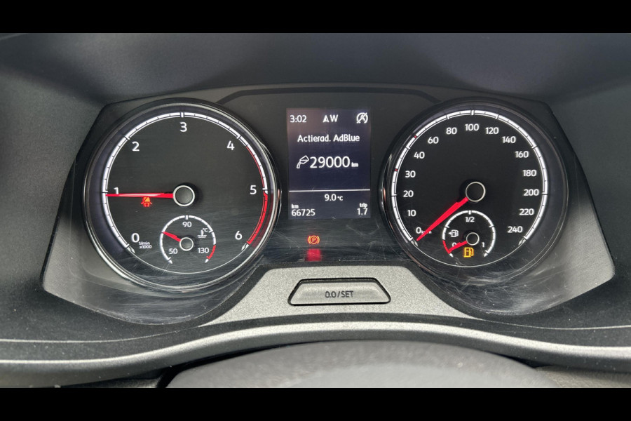 Volkswagen Transporter L1H1 2.0 TDI 110pk 3.2T Laadruimte inrichting,trekhaak,app connect,camera,navigatie Laadruimte inrichting,trekhaak,app connect,camera,navigatie