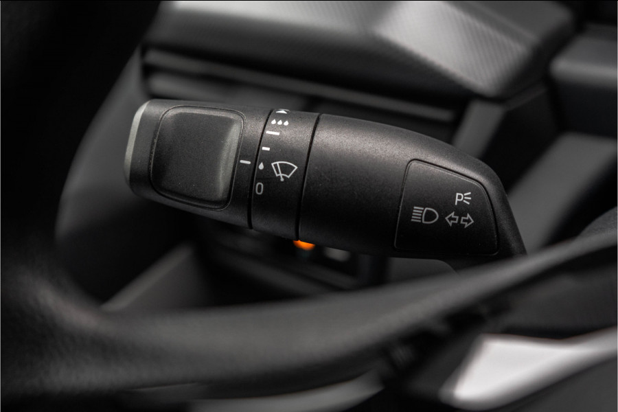 Ford Transit Custom 2.0 TDCI L2H1 | 130PK | CarPlay | Navi | Camera | LED | Cruise | Airco