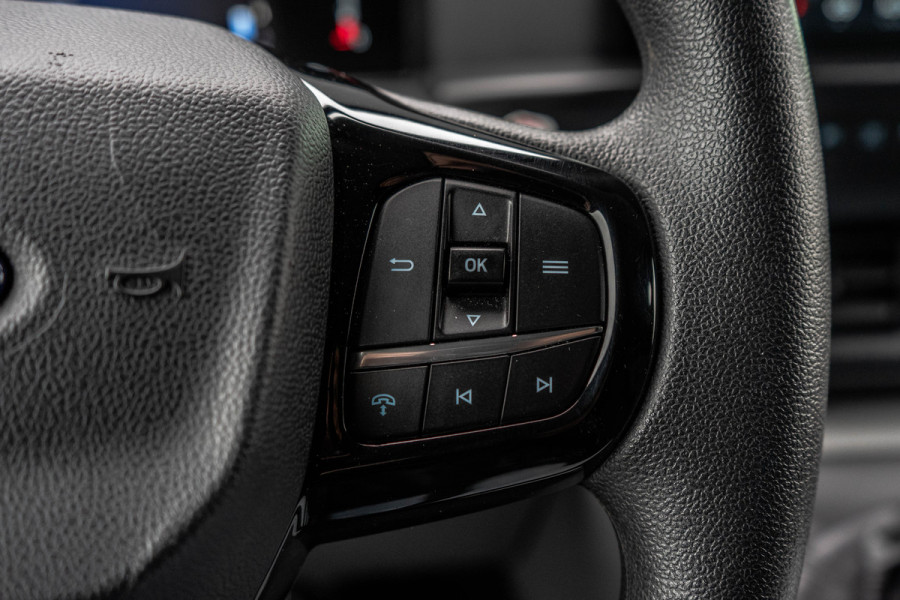 Ford Transit Custom 2.0 TDCI L2H1 | 130PK | CarPlay | Navi | Camera | LED | Cruise | Airco