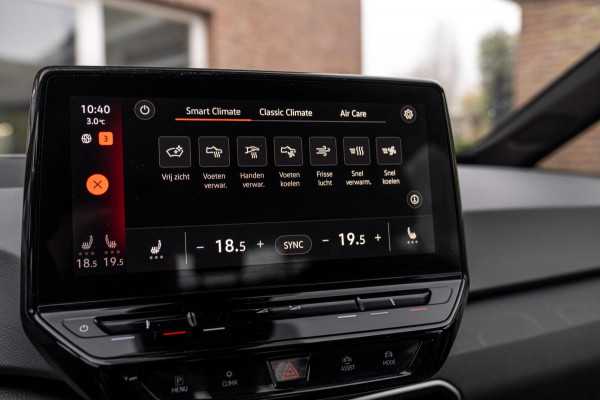 Volkswagen ID.3 First 58 kWh 350 Km Actieradius BTW 1e Eig Adaptive Sfeerverlichting Stoelverwarming 18''